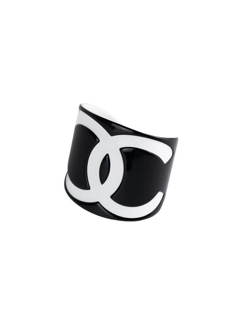 Chanel 2006 White and Black Resin Cuff · INTO